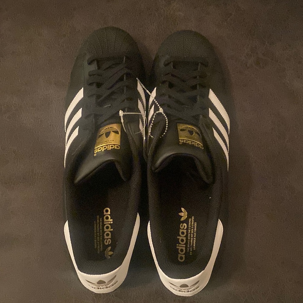 Adidas superstar foundation men’s sneakers.